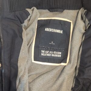 Abercrombie & Fitch Black and Gray Ski Jacket